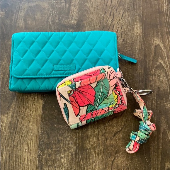 vera bradley zip around wallet